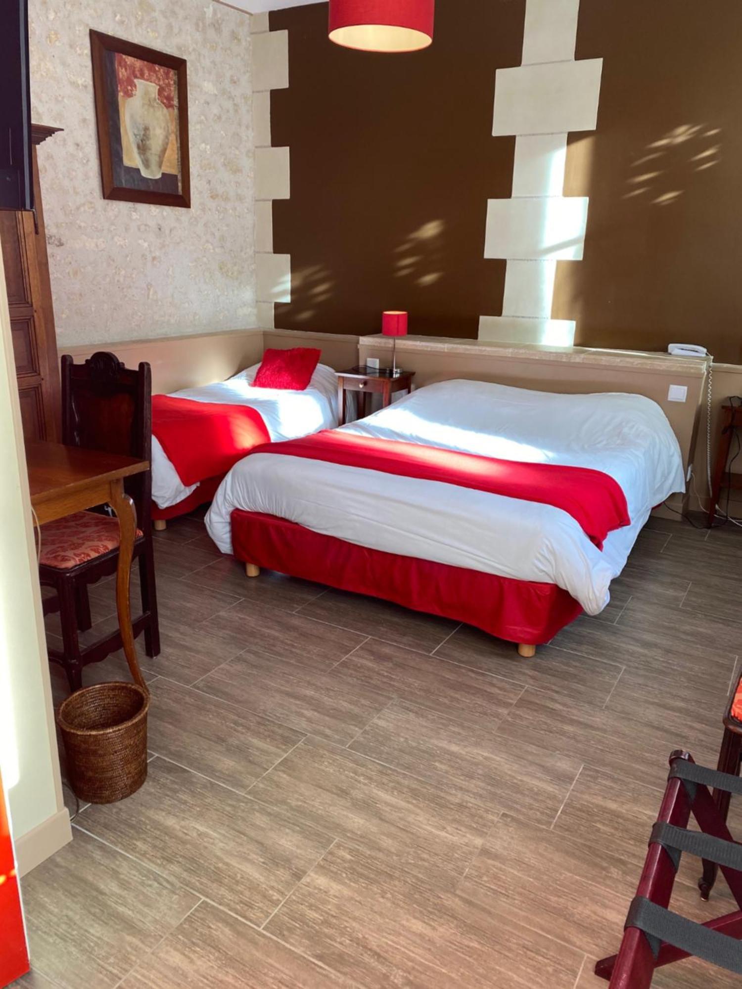 Logis Hotels Restaurant Le Relais Chenonceaux Bagian luar foto